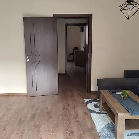 апартамент нашето място - / Our Place Smolyan